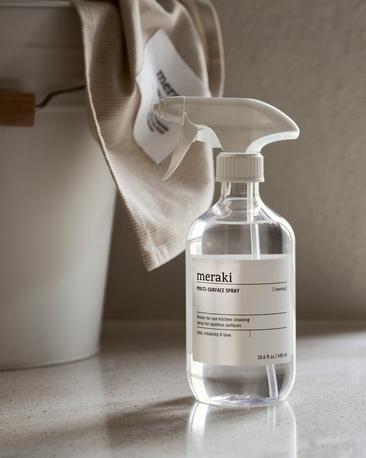 Multi-surface spray 490 ml