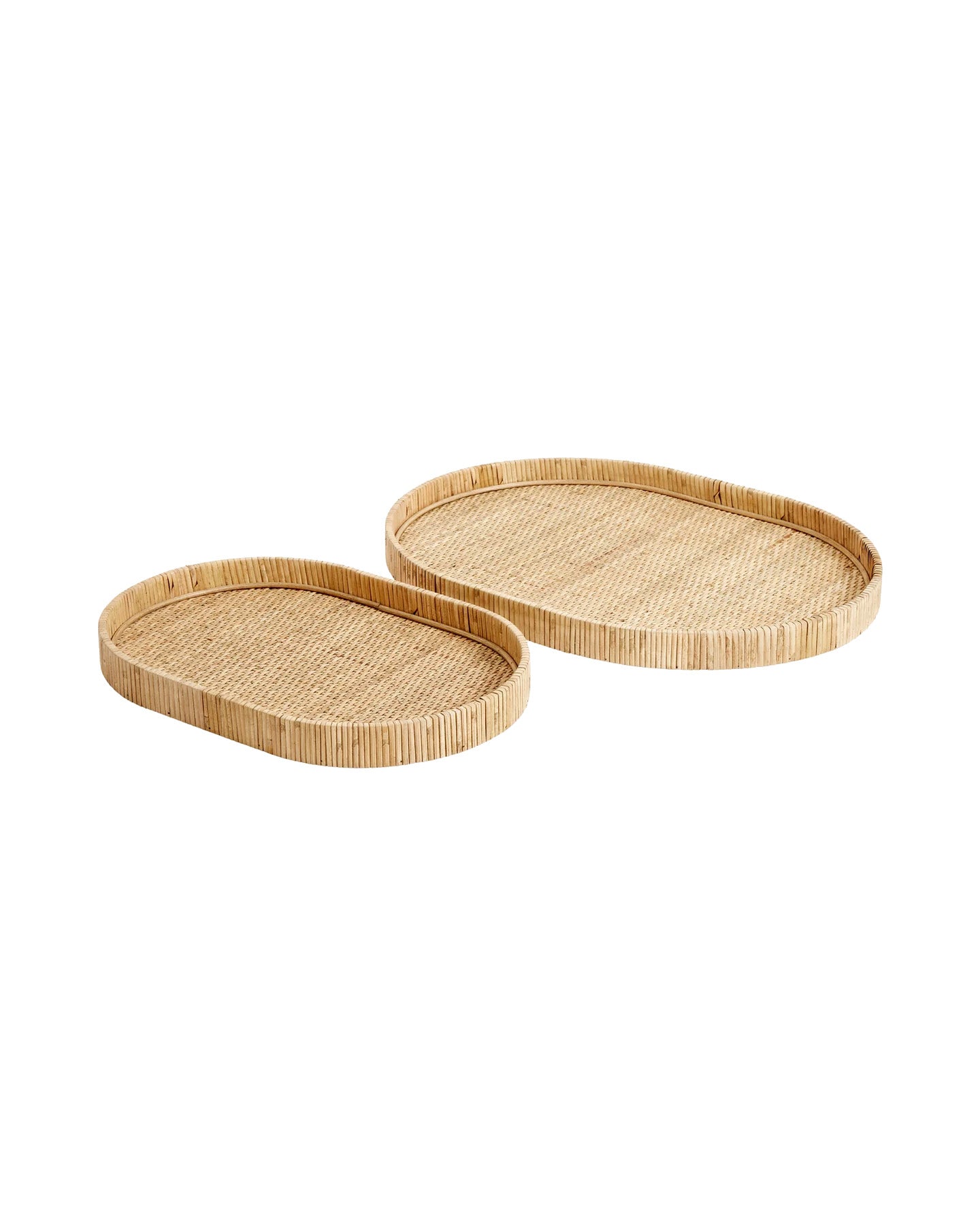 Fuji tarjoitin rottinki