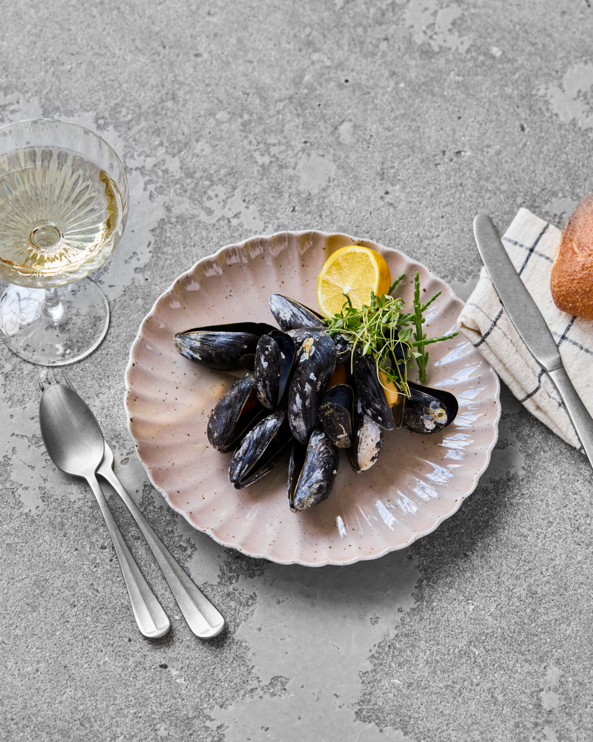 Scallop lautanen iso harmaa