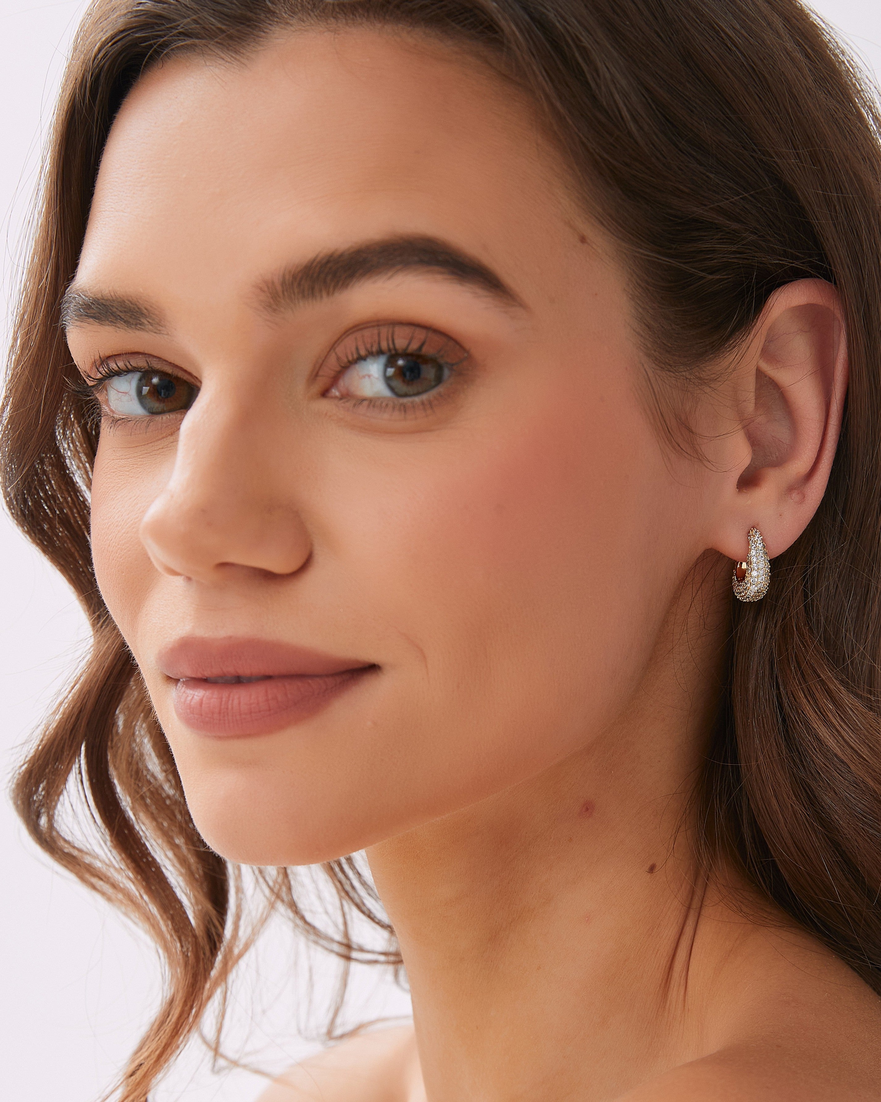 Toscana korvakoru kristalli kulta